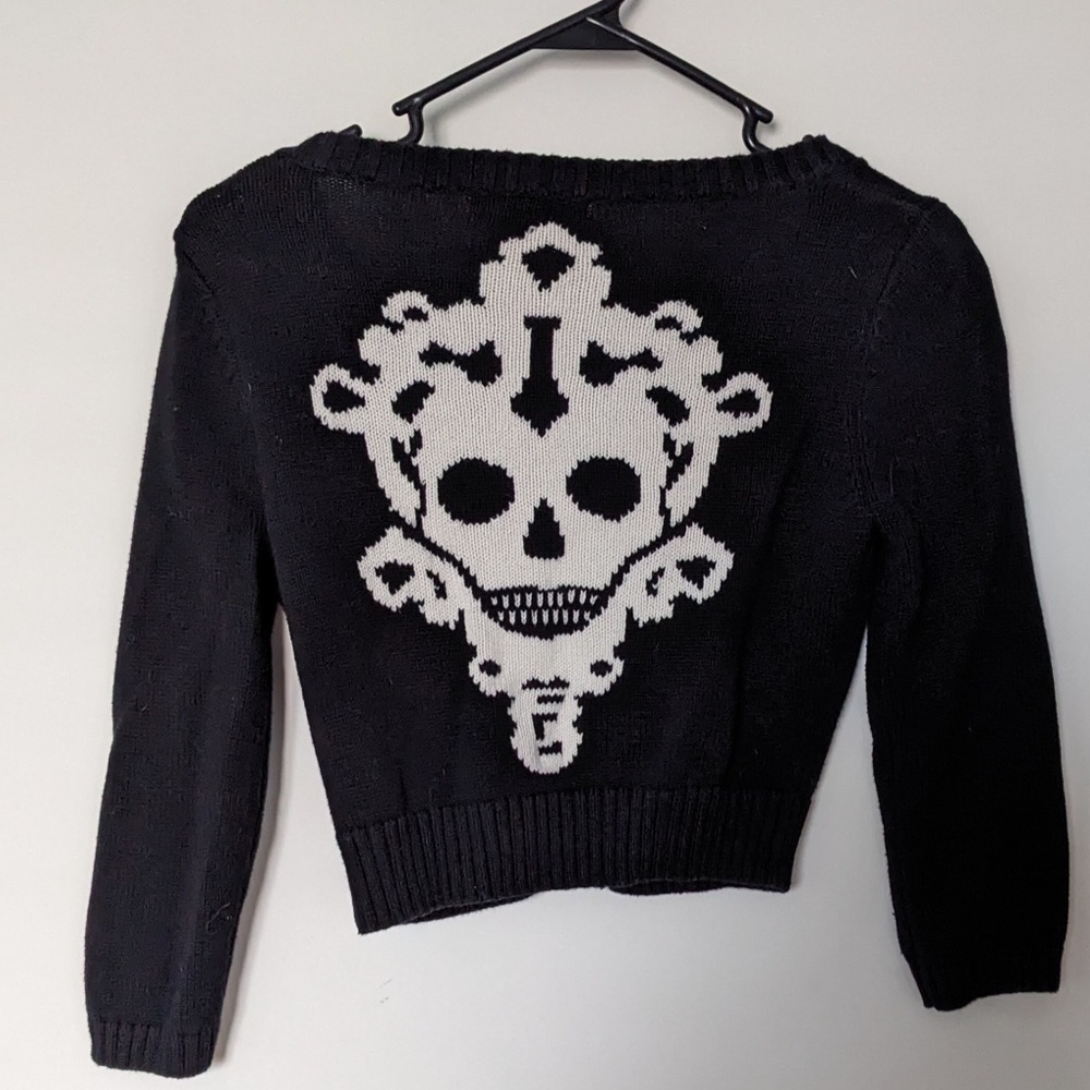 Vintage Betsey Johnson black skull sweater size small
